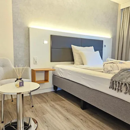 Hotel Tulip Frankfurt Airport 3*