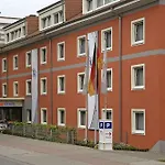 Tulip Frankfurt Airport 3*
