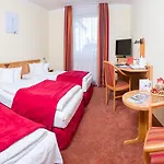 Tulip Frankfurt Airport 3*
