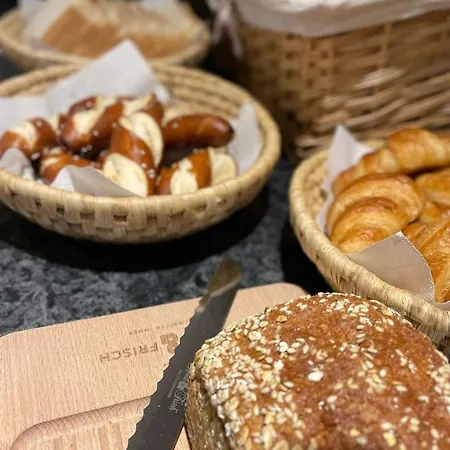 Hotel Tulip Frankfurt Airport 3*