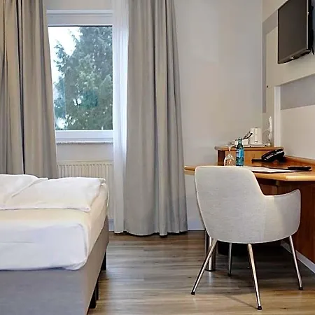 Tulip Frankfurt Airport Hotel 3*