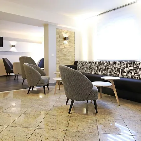 Tulip Frankfurt Airport 3*