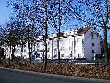 Szálloda Tulip Frankfurt Airport 3*