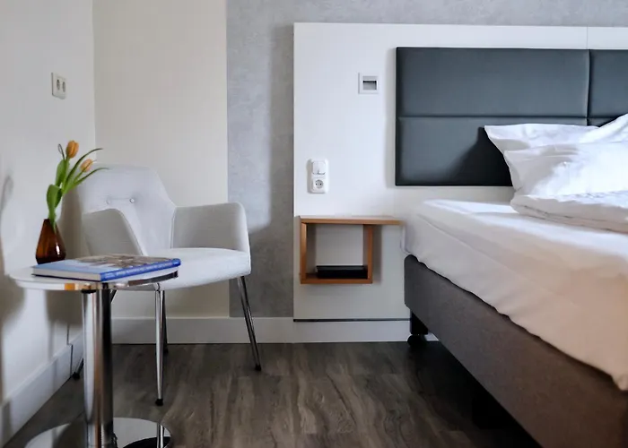Tulip Frankfurt Airport Szálloda 3*
